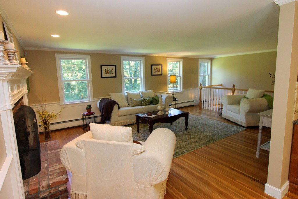 13 Topsfield Road Wenham, MA 01984 - Photo 4 of 30 Gallery Image 4