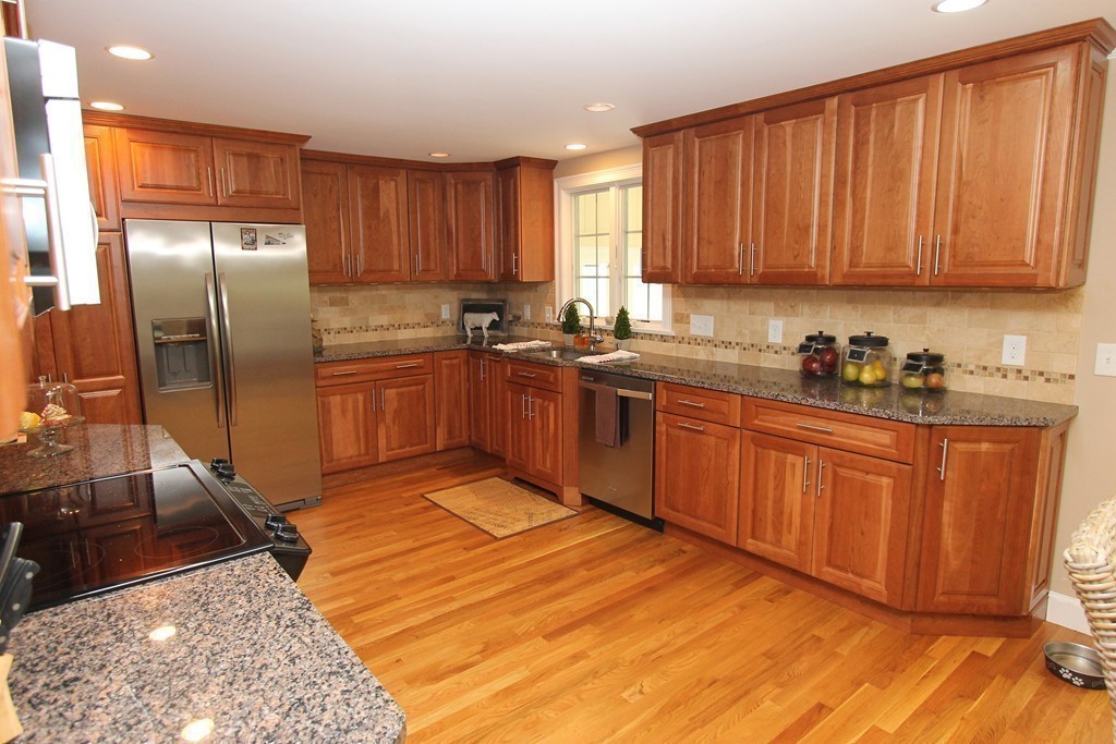13 Topsfield Road Wenham, MA 01984 - Photo 7 of 30 Gallery Image 7