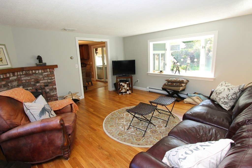 13 Topsfield Road Wenham, MA 01984 - Photo 10 of 30 Gallery Image 10