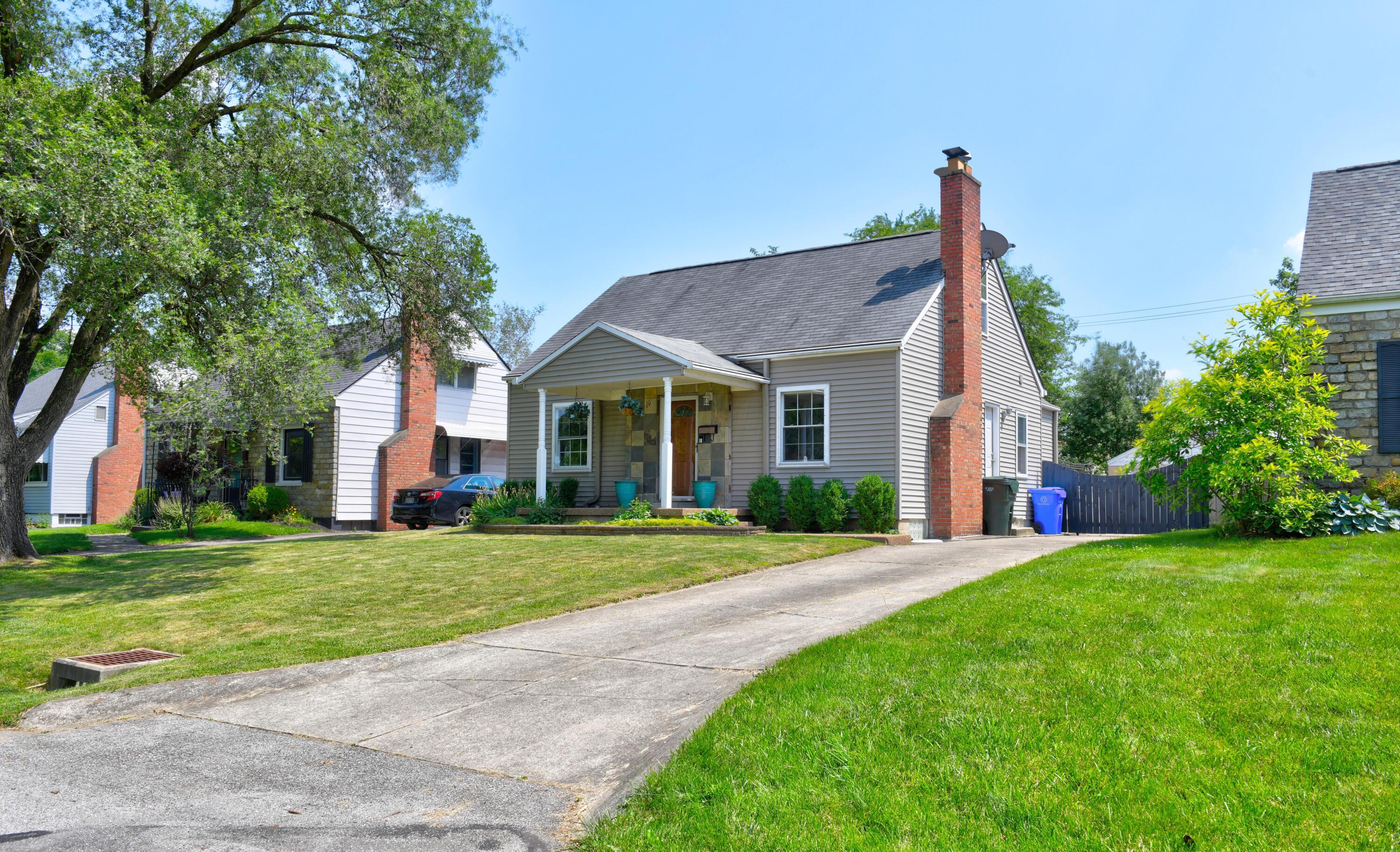 3379 Parkside Road Columbus, OH 43204 - Photo 2 of 34 Front Exterior