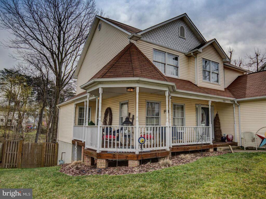 128 Asbury Road Winchester, VA 22602 - Photo 2 of 29 Exterior (Front)