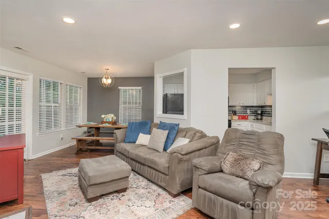 $195,000 | 6501 Clavell Lane, Unit B, Charlotte, NC 28210