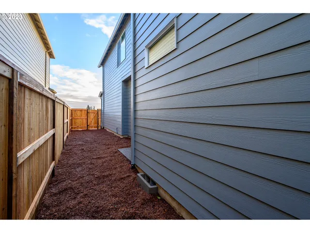 $499,960 | 3103 South Kodiak Street, Unit LT800, Cornelius, OR 97113