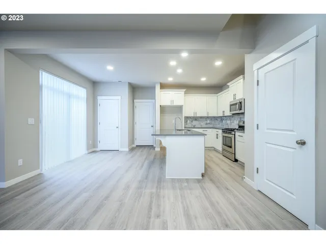 $499,960 | 3103 South Kodiak Street, Unit LT800, Cornelius, OR 97113