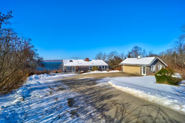$651,000 | 1606 Castine Road, Penobscot, ME 04476