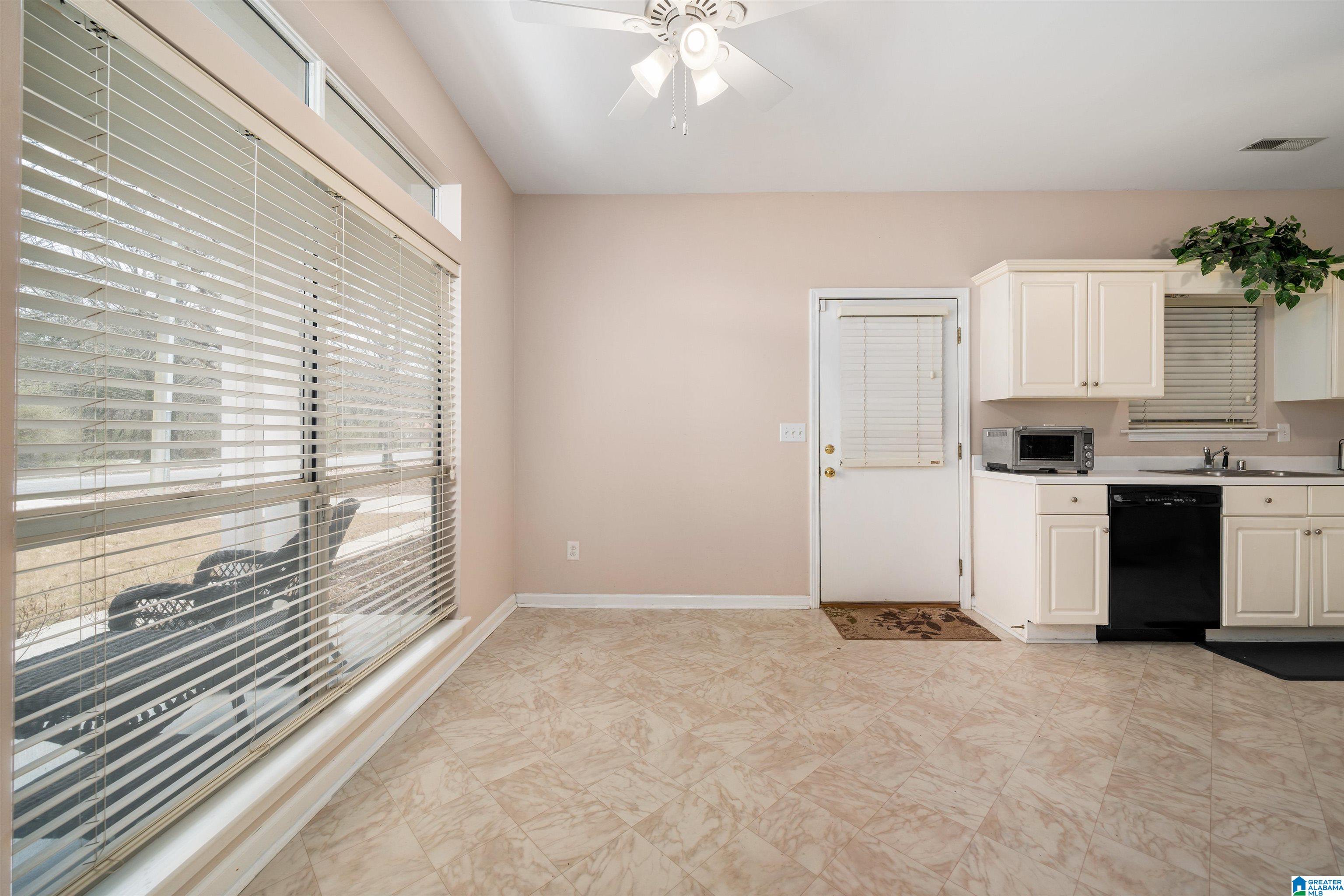 1520 Oliver Road Leeds, AL 35094 - Photo 13 of 27