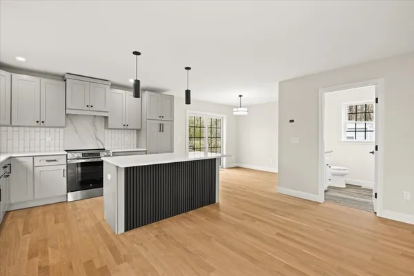 $659,900 | 33 Glendale Avenue, Brockton, MA 02301