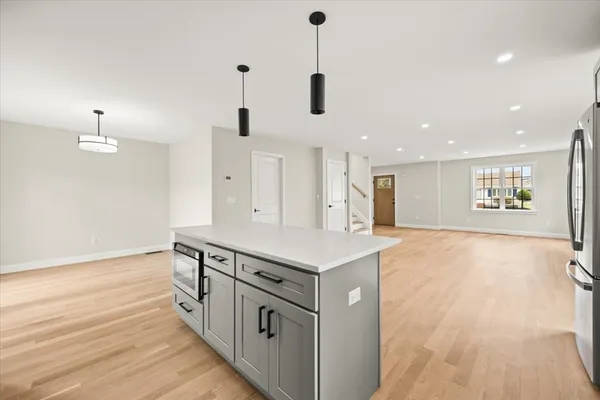 $659,900 | 33 Glendale Avenue, Brockton, MA 02301