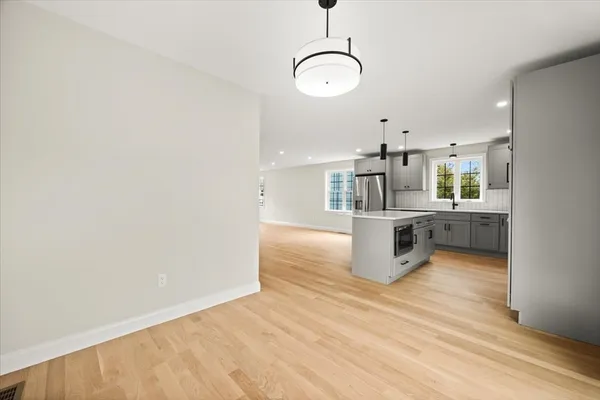 $659,900 | 33 Glendale Avenue, Brockton, MA 02301