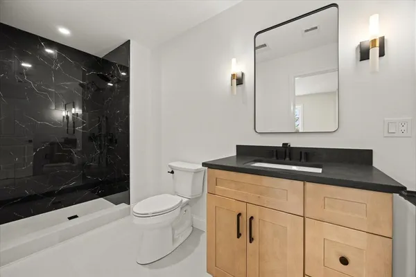$659,900 | 33 Glendale Avenue, Brockton, MA 02301