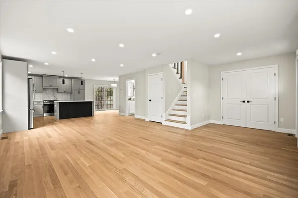 $659,900 | 33 Glendale Avenue, Brockton, MA 02301