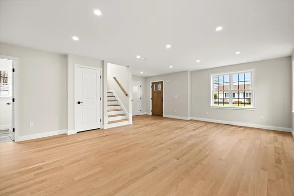 $659,900 | 33 Glendale Avenue, Brockton, MA 02301