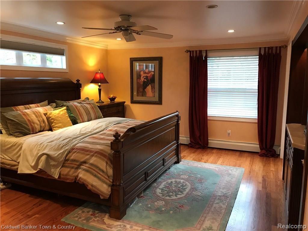 30072 Wicklow Road Farmington Hills, MI 48334 - Photo 21 of 47