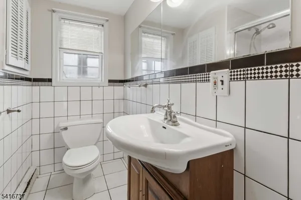 $3,400 | 125 Minnehaha Boulevard, Lake Hiawatha, NJ 07034