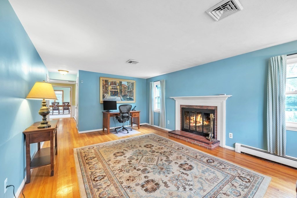 89 Rogers Road East Longmeadow, MA 01028 - Photo 4 of 35 Gallery Image 4