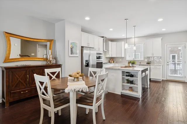 $564,900 | 904 Coletta Circle, Naperville, IL 60563