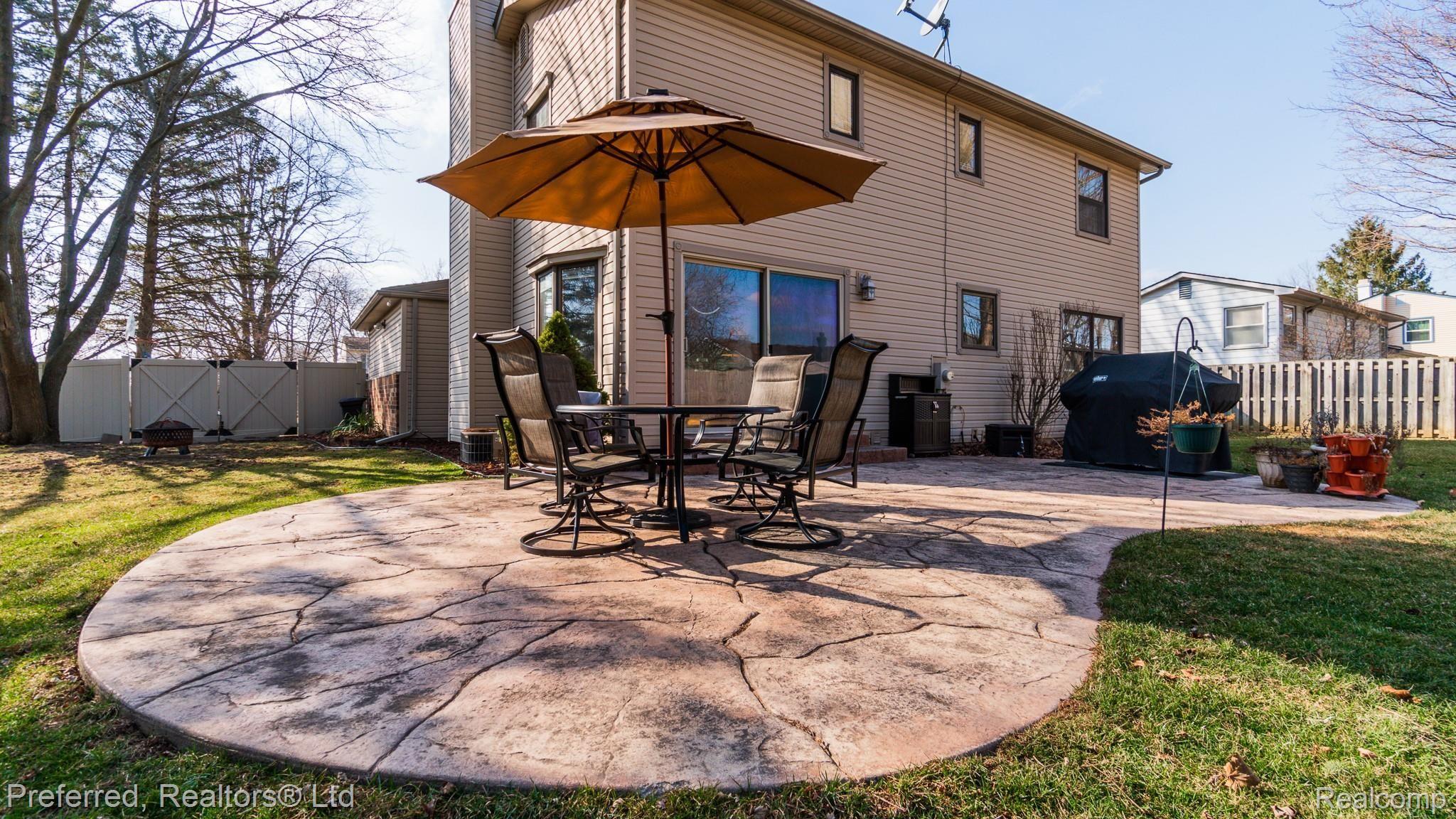 22514 Winfield Road Novi, MI 48375 - Photo 39 of 39 Winfield Exterior Updated-8.jpg
