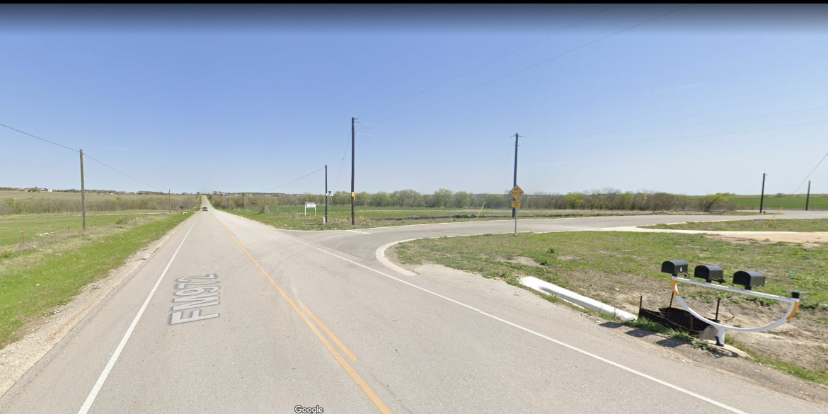 2550 FM 972 Georgetown, TX 78626 - Photo 28 of 29 a view of a swimming pool and a terrace