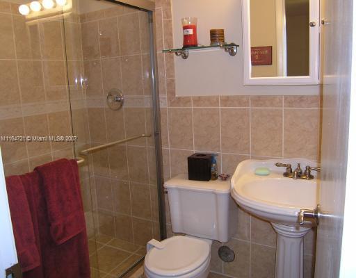 3719 Battersea Road Miami, FL 33133 - Photo 9 of 10 Gallery Image 9