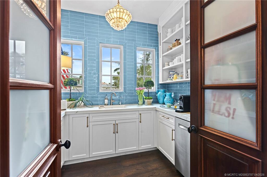 3 Island Road Sewall's Point, FL 34996 - Photo 20 of 59 Walk in Pantry
