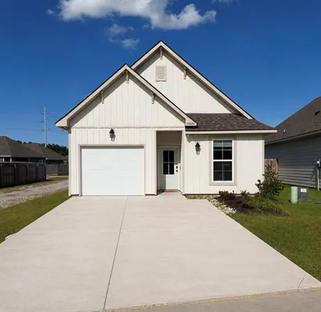$2,290 | 71525 Spike Drive, Madisonville, LA 70447