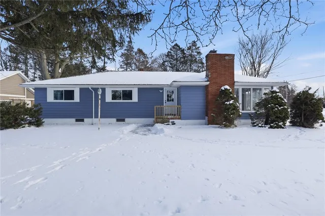$399,900 | 6 Newport Road, Irondequoit, NY 14622
