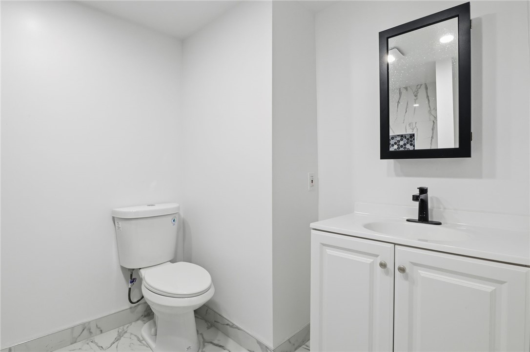 6 Newport Road Irondequoit, NY 14622 - Photo 23 of 34