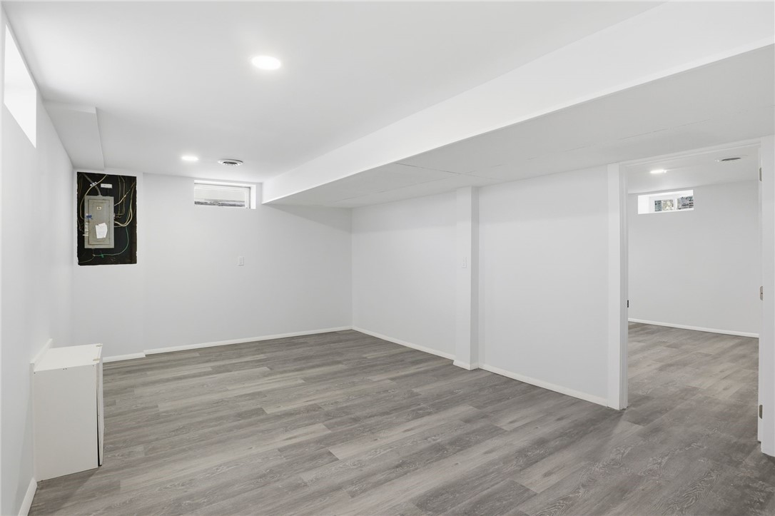 6 Newport Road Irondequoit, NY 14622 - Photo 28 of 34