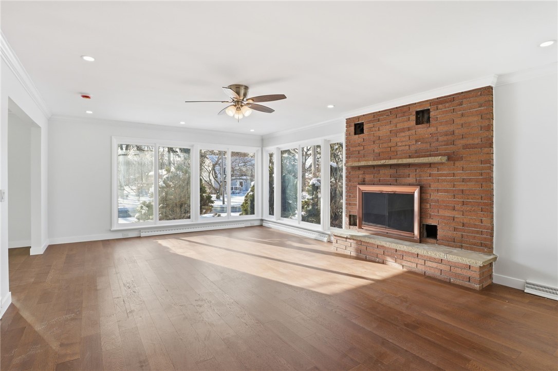 6 Newport Road Irondequoit, NY 14622 - Photo 4 of 34