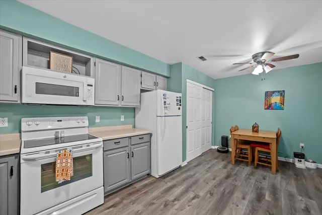 $228,000 | 4835 Easy Street, Unit 9, Delafield, WI 53029