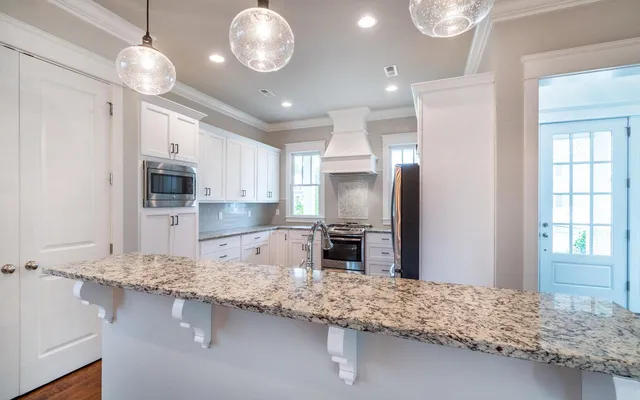 $2,800 | 454 Alston Drive, Chattanooga, TN 37419