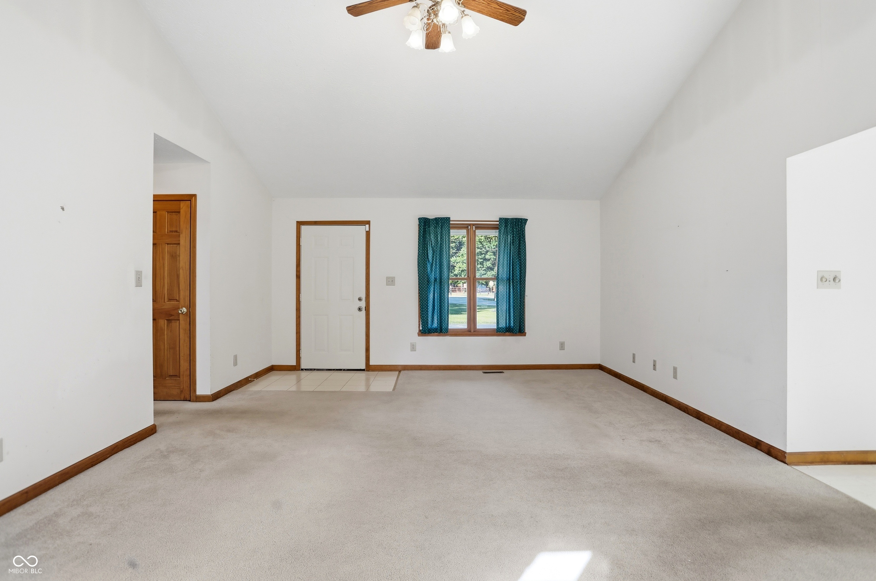 8530 Big Bend Road Martinsville, IN 46151 - Photo 10 of 52