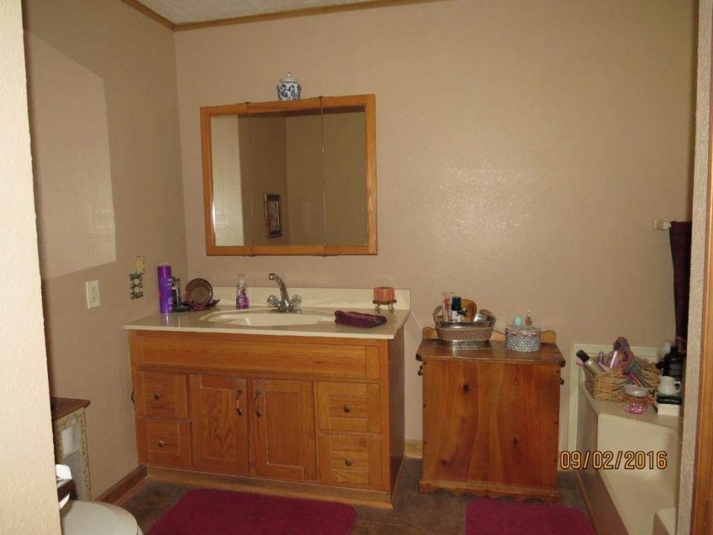 4432 Robinette Road Norton, VA 24273 - Photo 26 of 36 Master Bath
