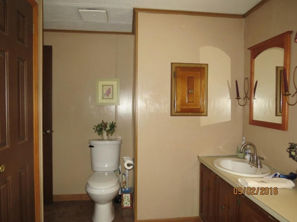 4432 Robinette Road Norton, VA 24273 - Photo 32 of 36 Second Bath