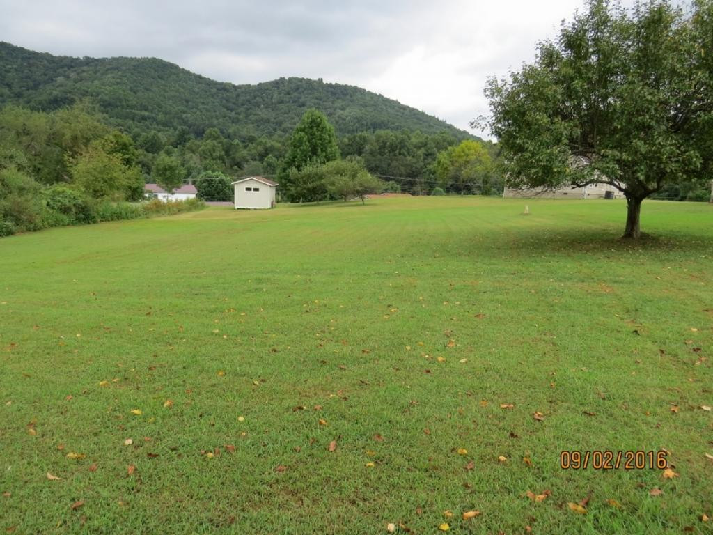 4432 Robinette Road Norton, VA 24273 - Photo 36 of 36 Beautiful Yard and View