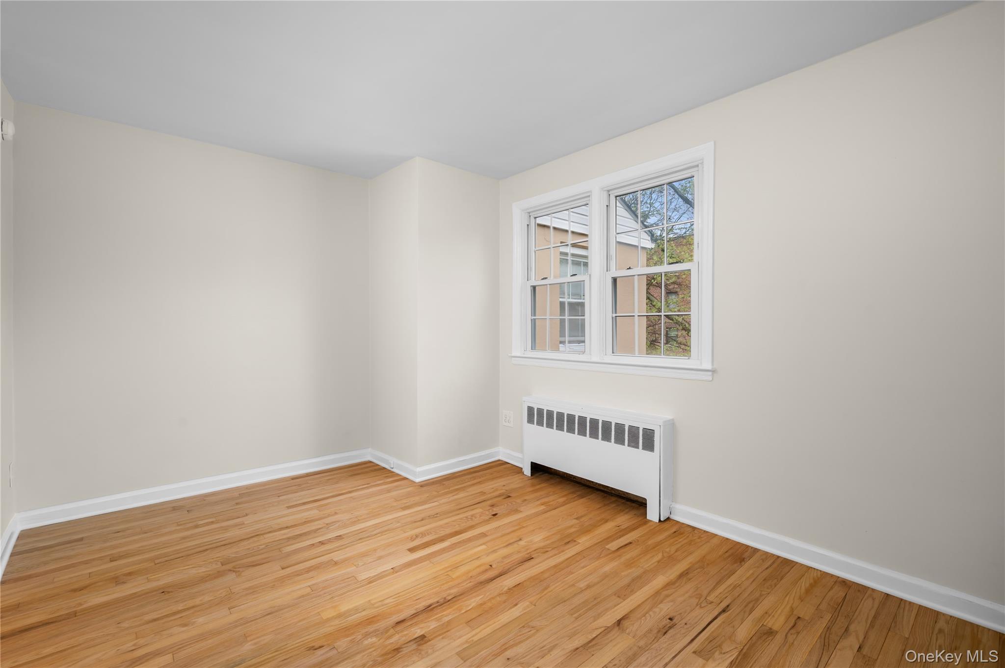 51 Cross Street, Unit 3B Yonkers, NY 10708 - Photo 13 of 18 Different view of the bedroom