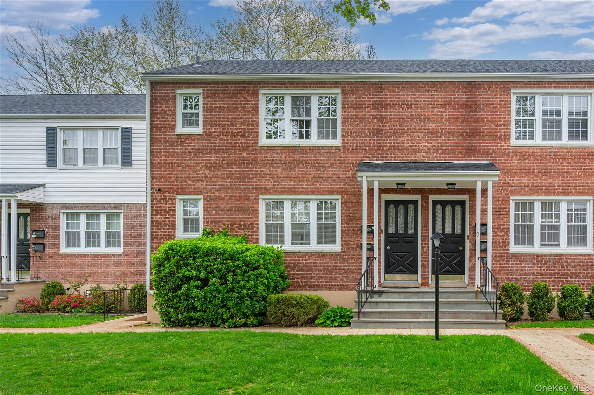 51 Cross Street, Unit 3B Yonkers, NY 10708 - Photo 14 of 18 51 Cross St. #3B, left door entree access to the second floor unit