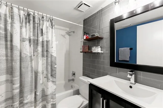 $339,900 | 7743 Jewel Lane, Unit 105, Naples, FL 34109