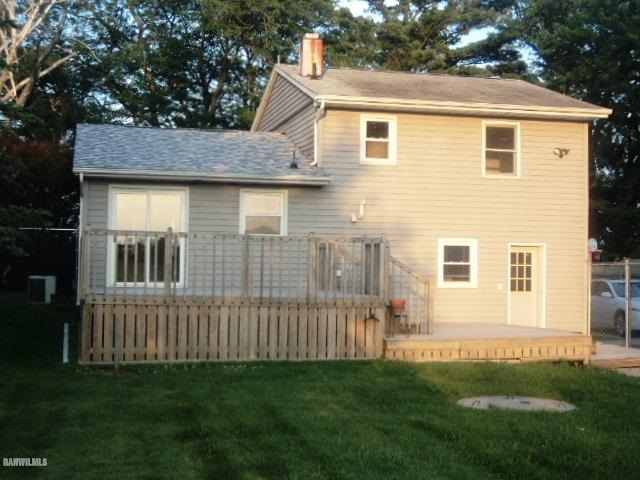 2338 South Van Brocklin Road Freeport, IL 61032 - Photo 2 of 15 Gallery Image 2