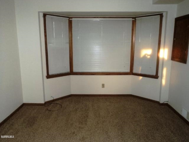 2338 South Van Brocklin Road Freeport, IL 61032 - Photo 7 of 15 Gallery Image 7