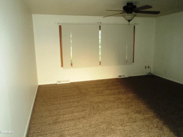 2338 South Van Brocklin Road Freeport, IL 61032 - Photo 8 of 15 Gallery Image 8