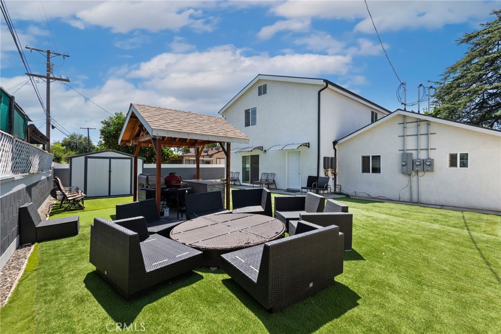8040 Ranchito Avenue Panorama City, CA 91402 - Photo 36 of 64