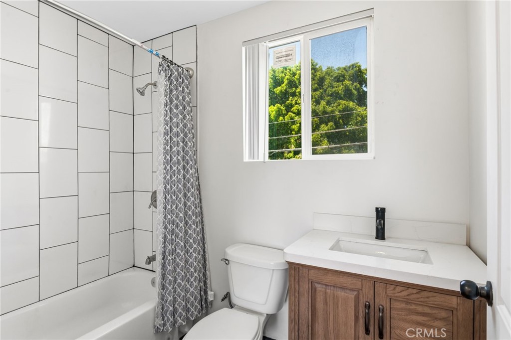 8040 Ranchito Avenue Panorama City, CA 91402 - Photo 59 of 64