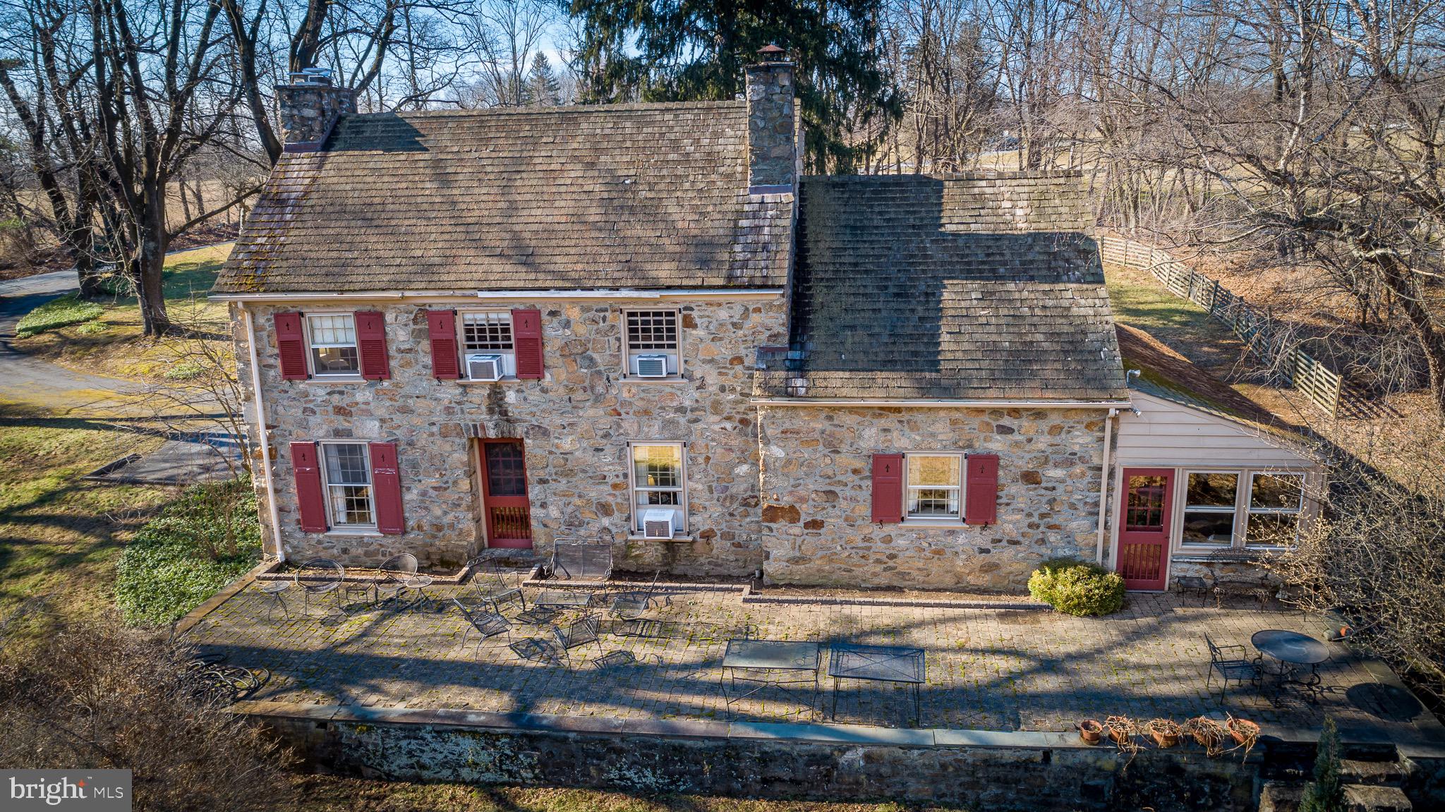 2751 Flowing Springs Road Spring City, PA 19475 - Photo 8 of 32
