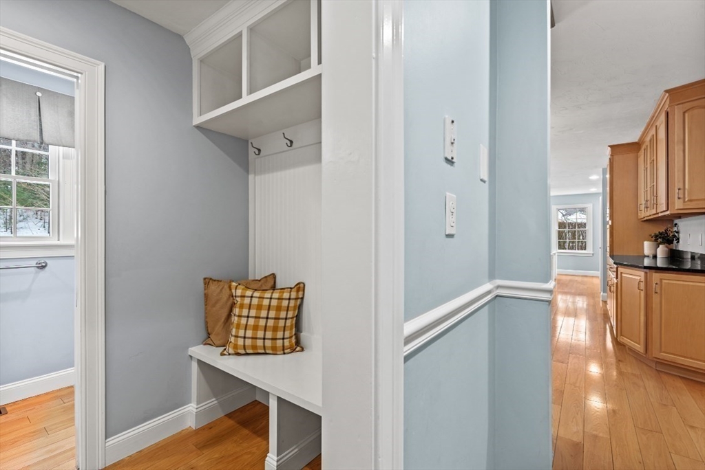 227 Mohawk Road Raynham, MA 02767 - Photo 16 of 42 Gallery Image 16