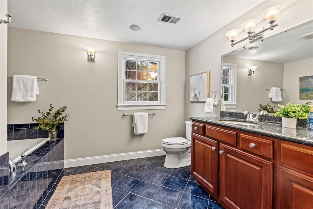 227 Mohawk Road Raynham, MA 02767 - Photo 26 of 42 Gallery Image 26