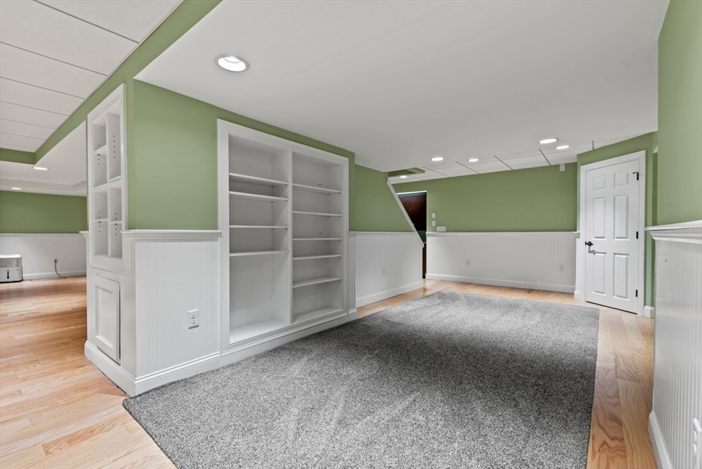 227 Mohawk Road Raynham, MA 02767 - Photo 37 of 42 Gallery Image 37