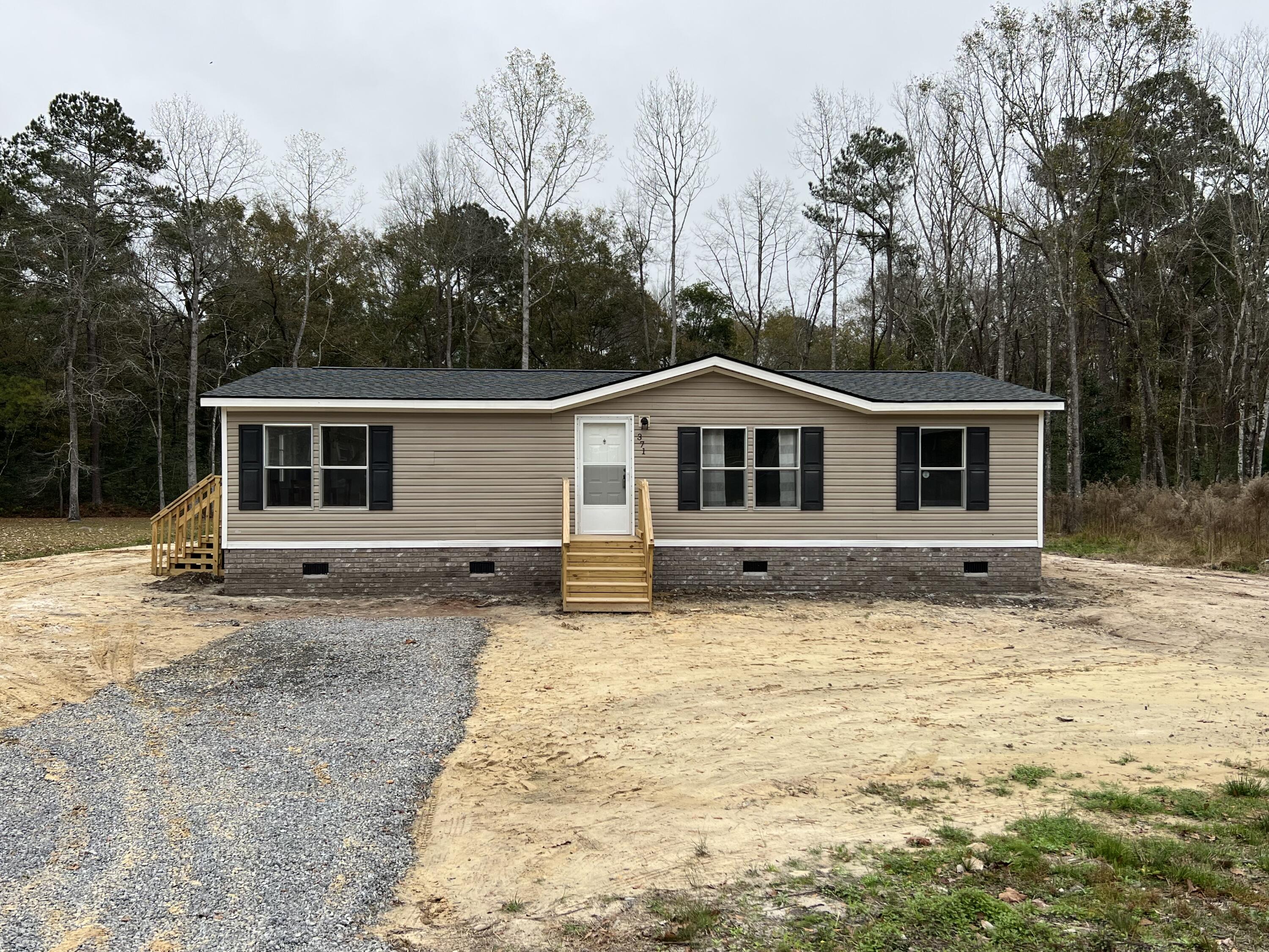 371 Horseshoe Road Moncks Corner, SC 29461 - Photo 1 of 14 IMG_2185
