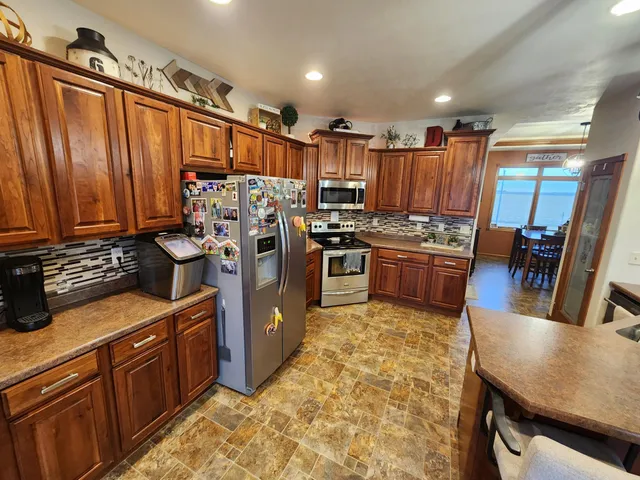 $439,900 | 804 9th Street Northeast, Pipestone, MN 56164