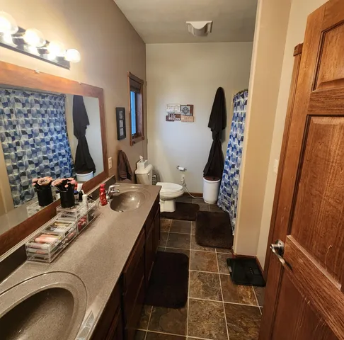 $439,900 | 804 9th Street Northeast, Pipestone, MN 56164